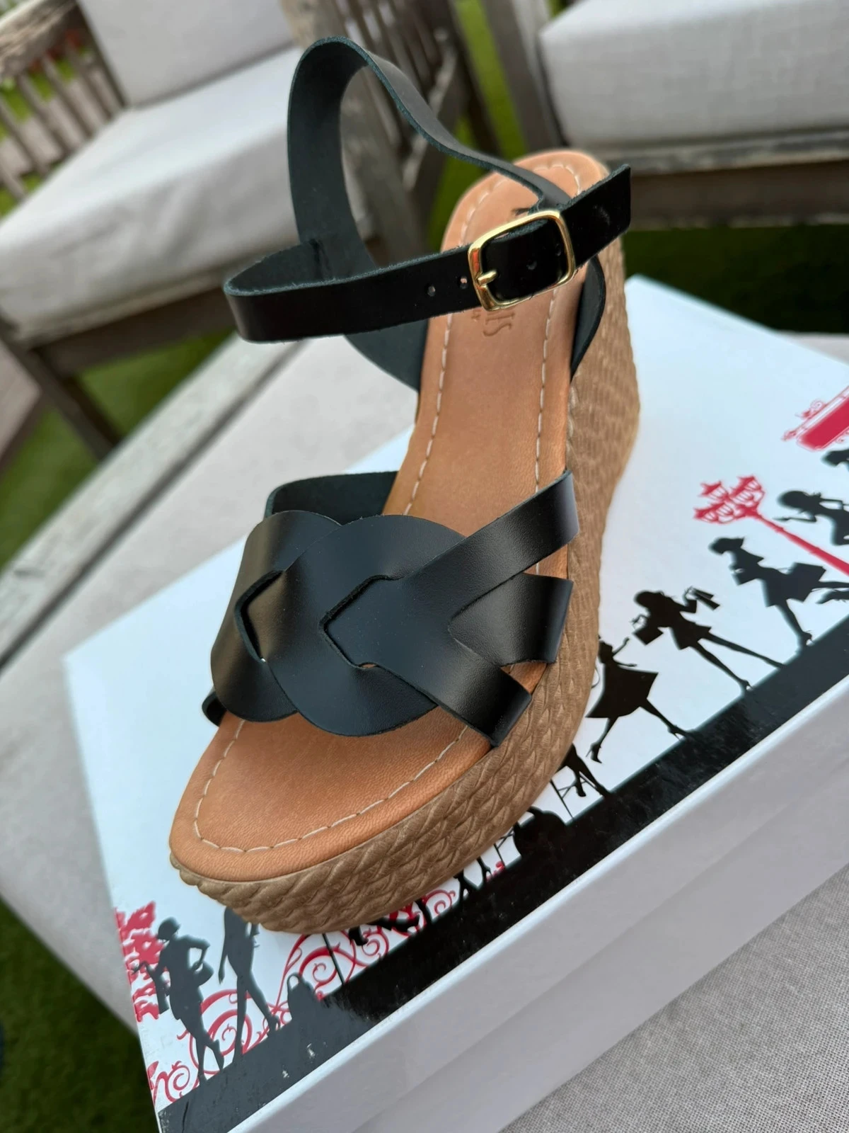 Sandalias de cuña negras con plataforma 🖤